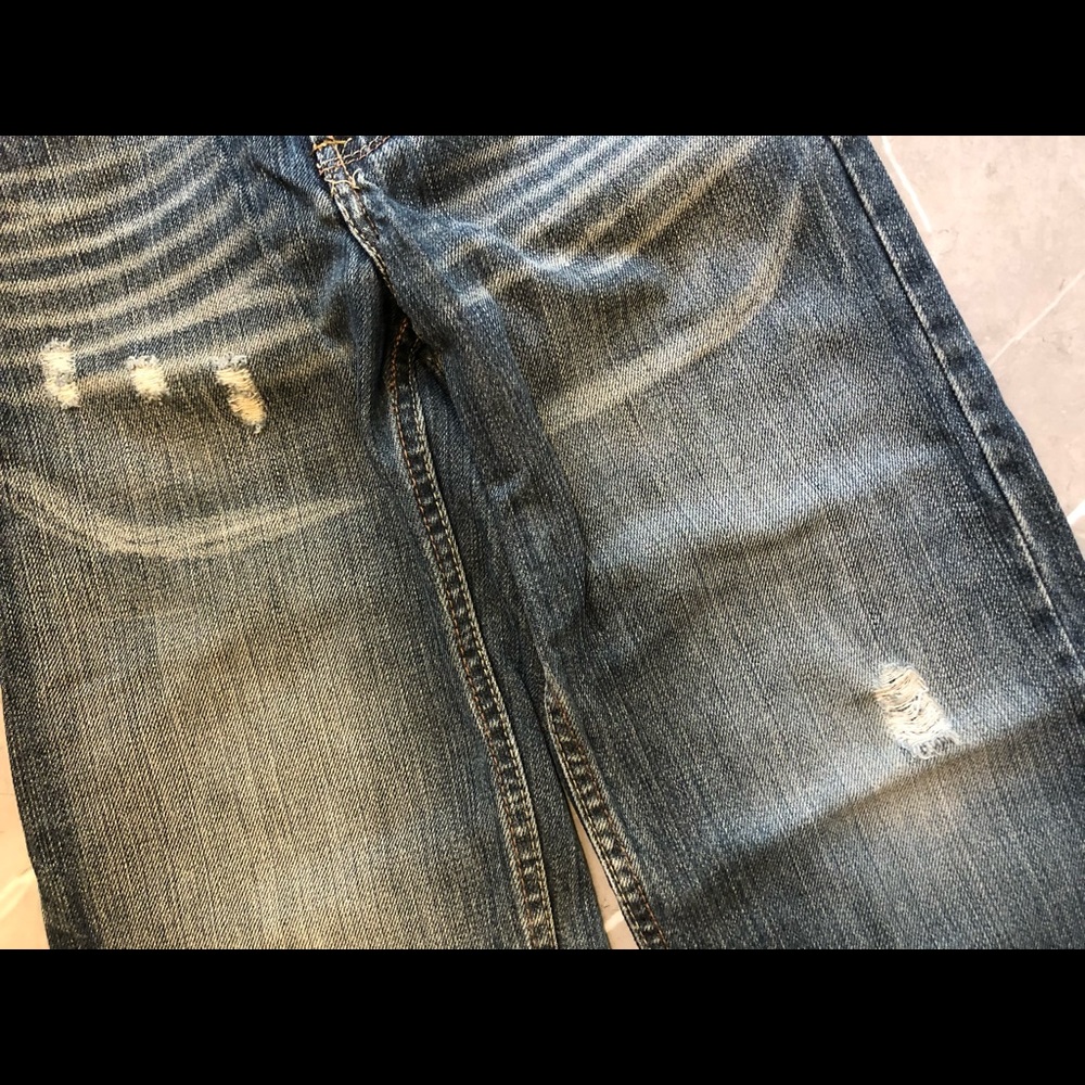 Gap Kids, boy’s distressed jeans, Loose Fit - Picture 2 of 8
